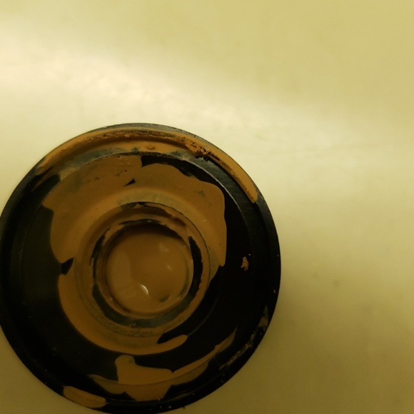 Makeup - Picture 3 of 3